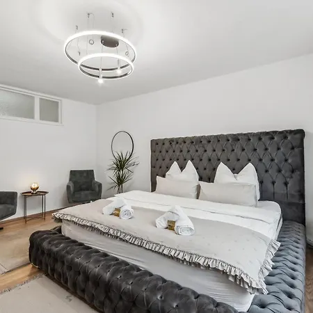 Design-apartment In Ruettenscheid, Kulturlage & Top-anbindung Apartmán *