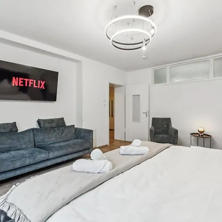 Design-apartment In Ruettenscheid, Kulturlage & Top-anbindung Apartmán *