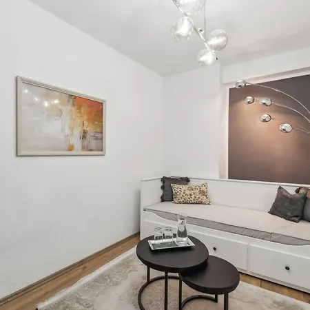Design-apartment In Ruettenscheid, Kulturlage & Top-anbindung Appartement