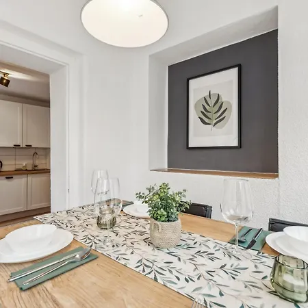 Design-apartment In Ruettenscheid, Kulturlage & Top-anbindung Essen